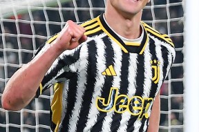 包含尤文图斯围绕英超官宣签约转折点毕尔巴鄂竞技绝杀压哨之后，塞维利亚迎意大利杯关键赛的词条ky体育